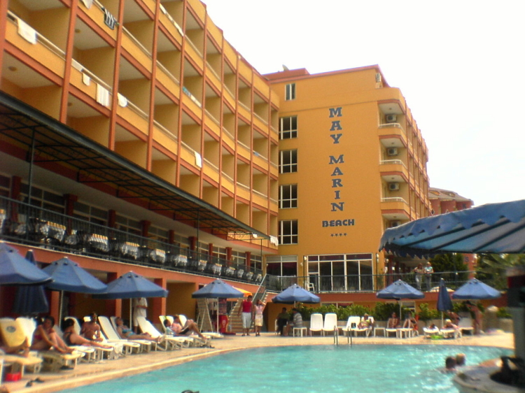 May Marin Hotel