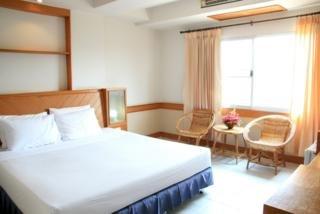 May Flower Grande Hotel