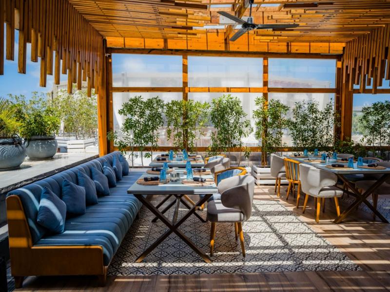 Sunrise Alex Avenue Hotel