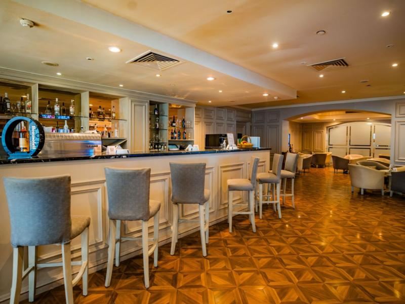 Sunrise Alex Avenue Hotel