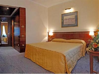 Renaissance Naples Hotel Mediterraneo