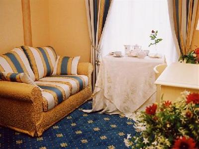 Renaissance Naples Hotel Mediterraneo