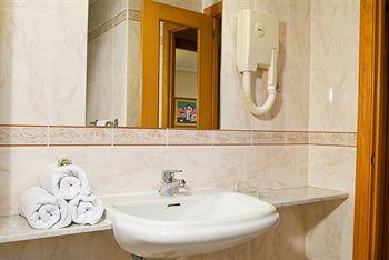 Aparthotel Convencion Barajas