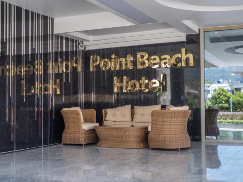 Point Beach Hotel