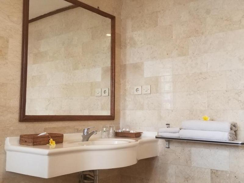 Melasti Beach Resort & Spa