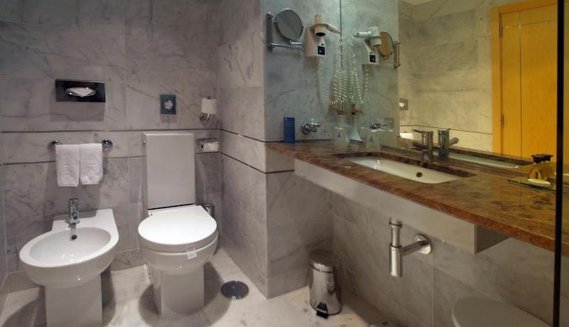 Aldeia dos Capuchos Hotel Golf & SPA