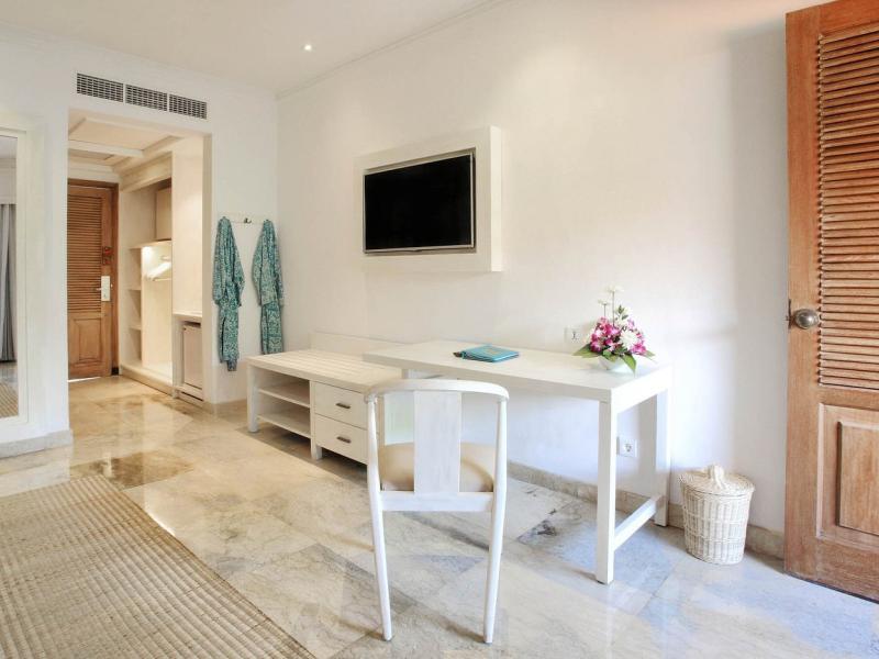 Sol by Melia Benoa Bali