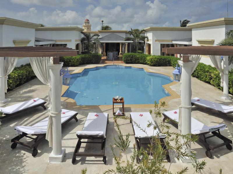 Melia Cayo Santa Maria