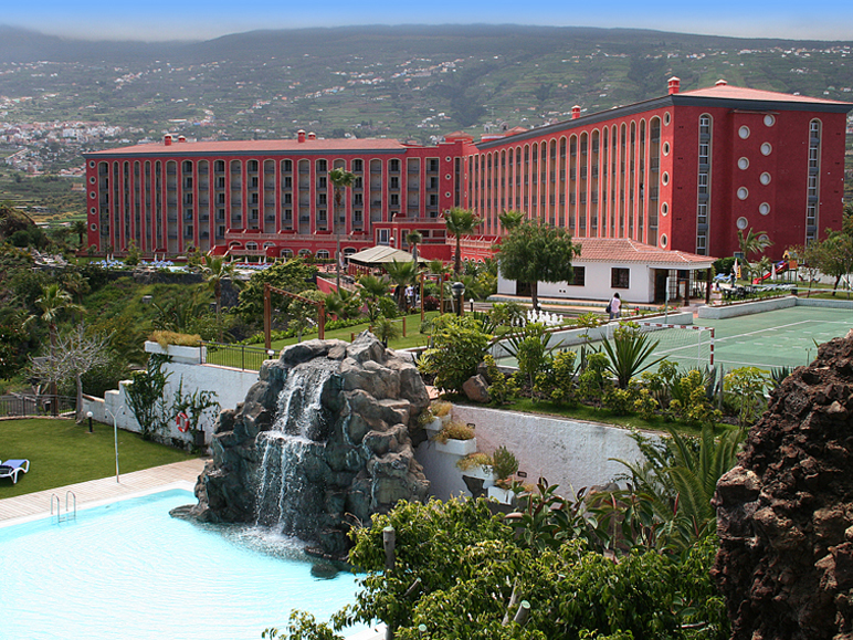 Las Aguilas Hotel