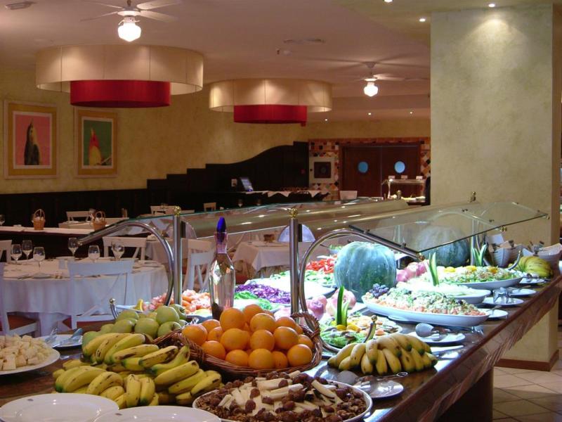 Las Aguilas Hotel