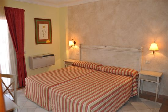 Las Aguilas Hotel