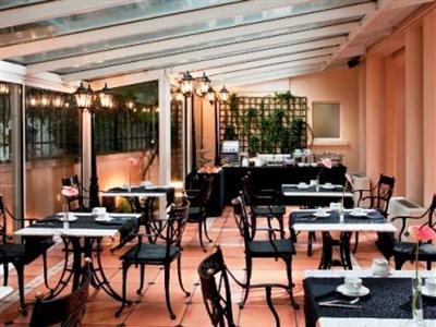 Melia Paris Tour Eiffel