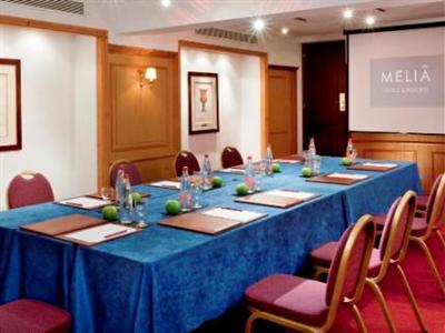 Melia Paris Tour Eiffel