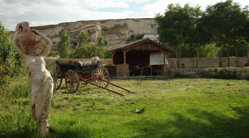 Melis Cave Hotel