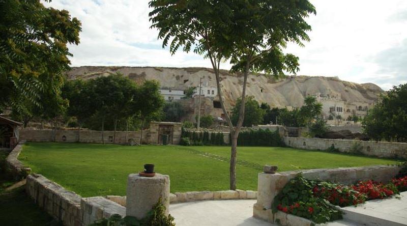 Melis Cave Hotel