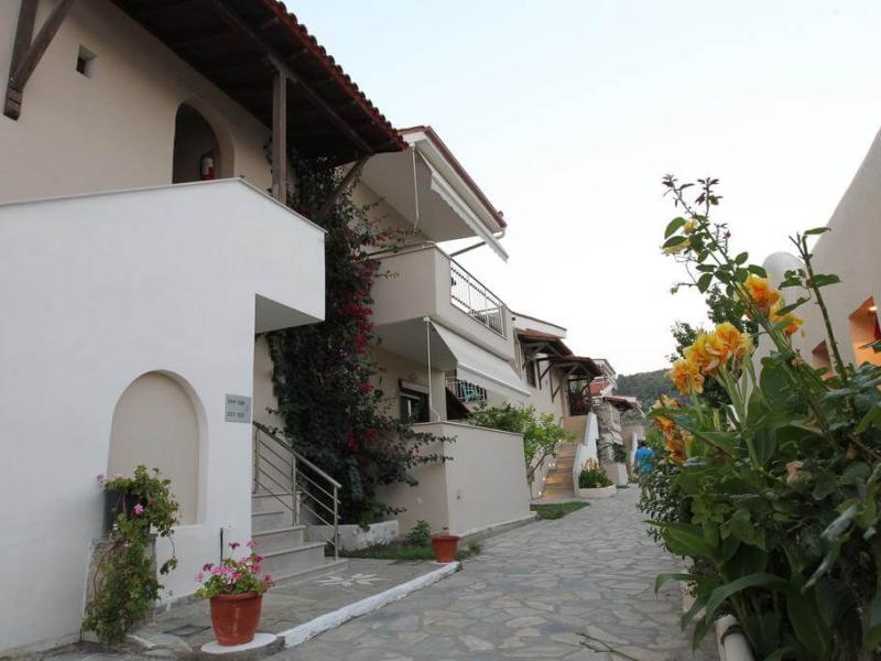 Meliton Inn Hotel & Suites