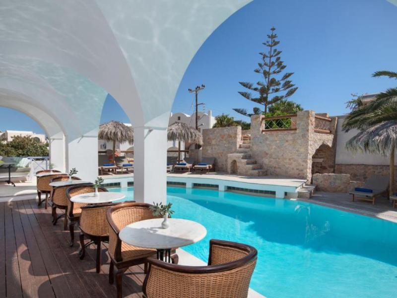 Meltemi Luxury Suites