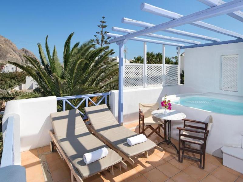 Meltemi Luxury Suites
