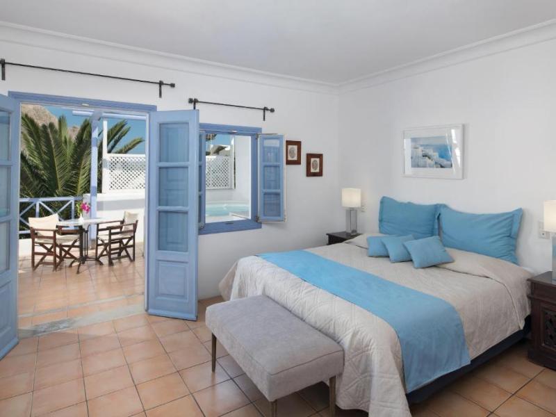 Meltemi Luxury Suites