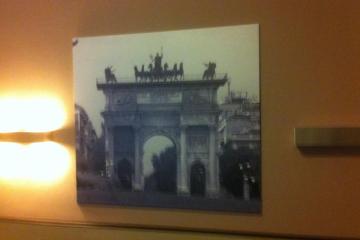 Отель Hotel Mennini Италия, Милан, фото 11