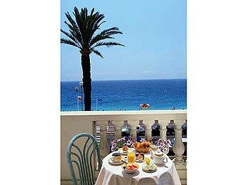 Mercure Marche Aux Fleurs