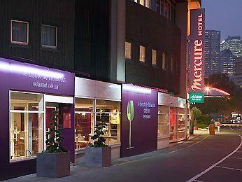 Mercure Paris La Defense 5