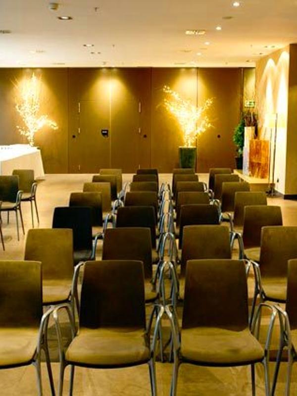 AC Hotel Oviedo Forum