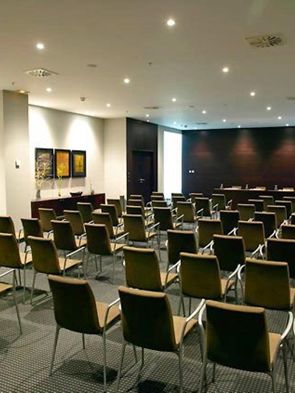 AC Hotel Oviedo Forum
