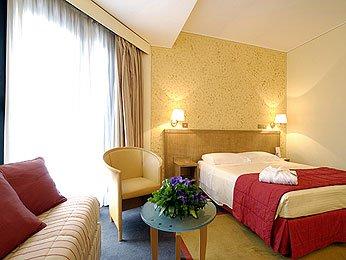 Mercure Roma Centro Colosseo