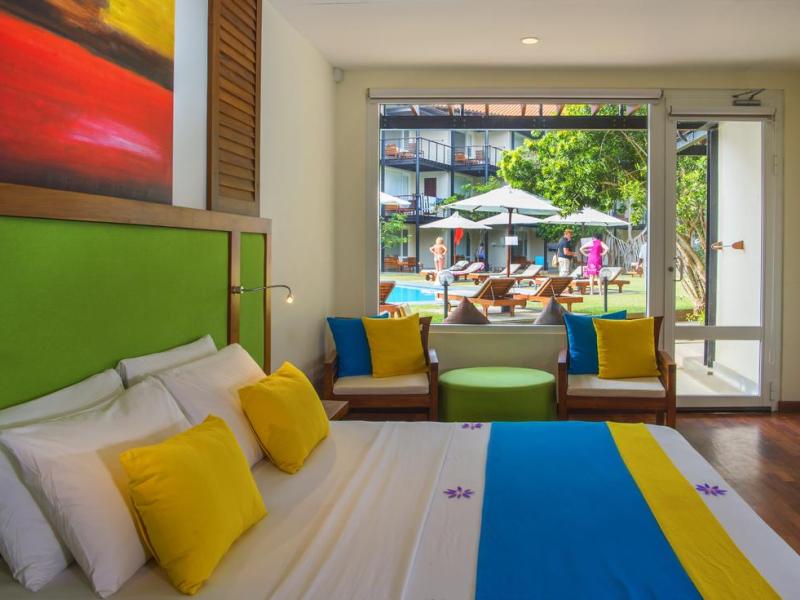 Mermaid Hotel & Club