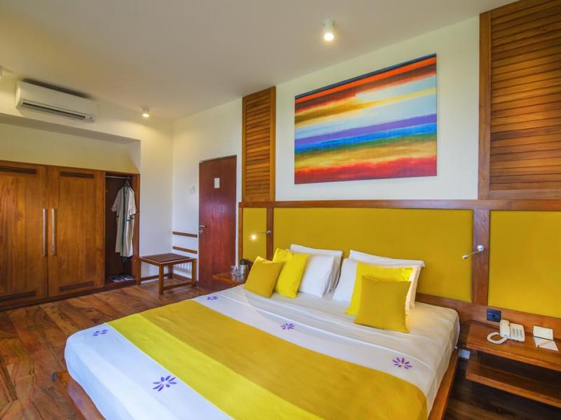 Mermaid Hotel & Club