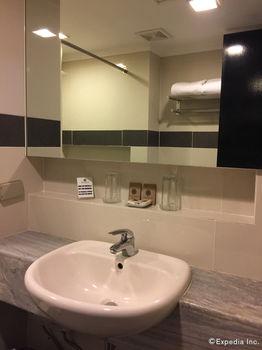 Metrocentre Hotel & Convention Centre