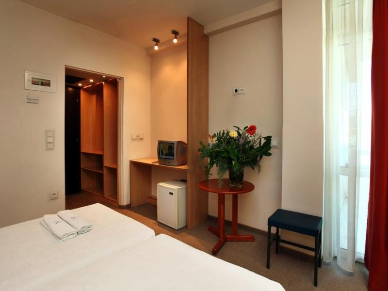 Metropol Hotel