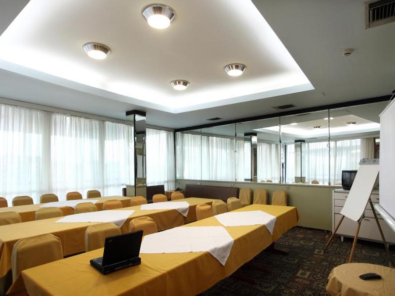 Metropol Hotel
