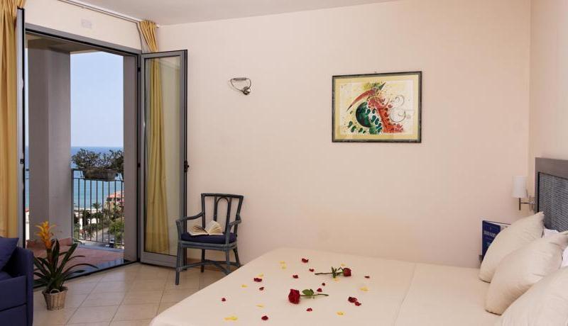 Metropol (Diano Marina)