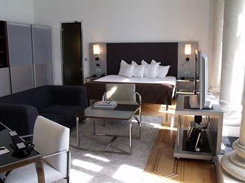 AC Palacio del Retiro