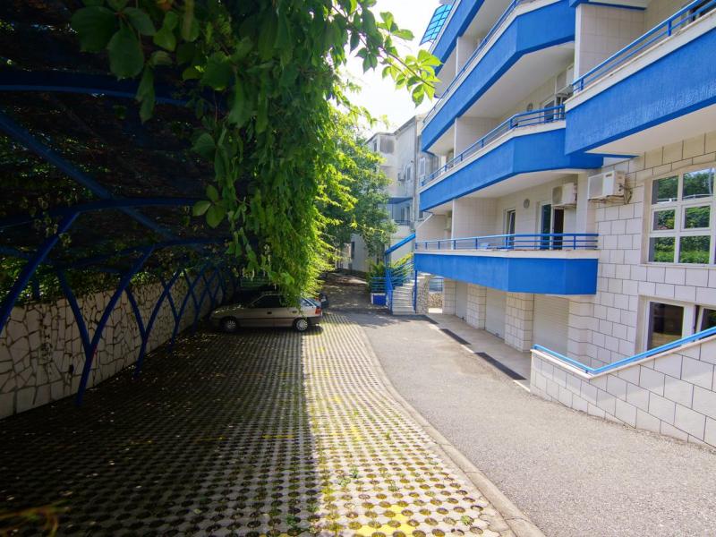 Blue Palace Guest House