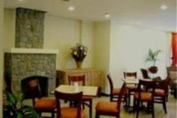 Отель Microtel Inn & Suites Baguio Филиппины, о. Лусон, фото 2