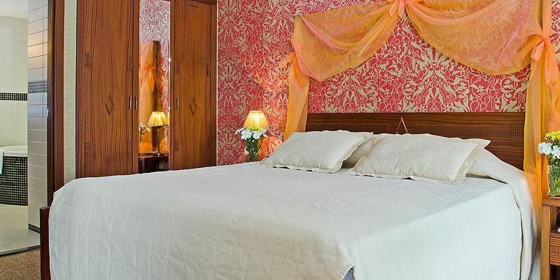 Midas Hotel