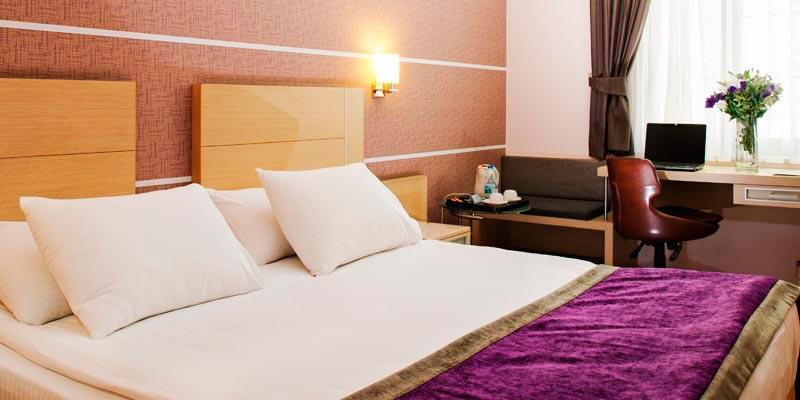 Midas Hotel