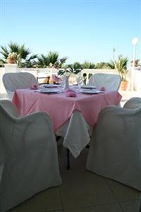 Mike Hotel & Apartments