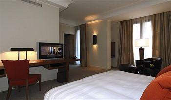 Milan Suite