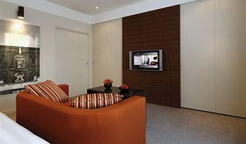 Milan Suite