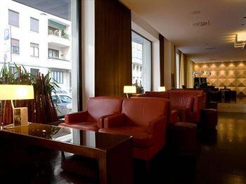 NH Milano Touring