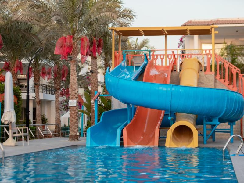 Minamark Beach Resort