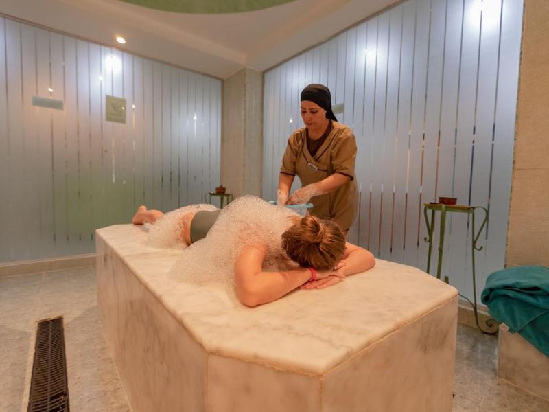 Minamark Beach Resort