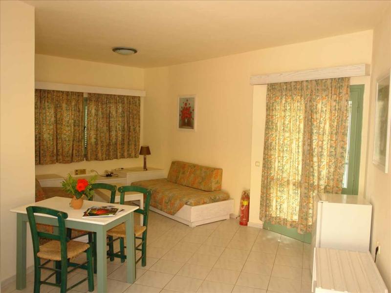 Minos Village Karteros Hotel