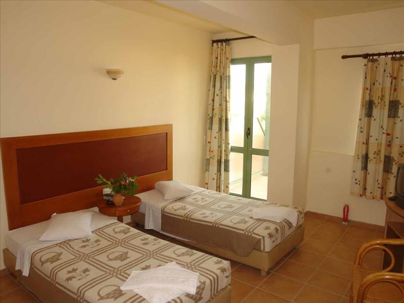 Minos Village Karteros Hotel