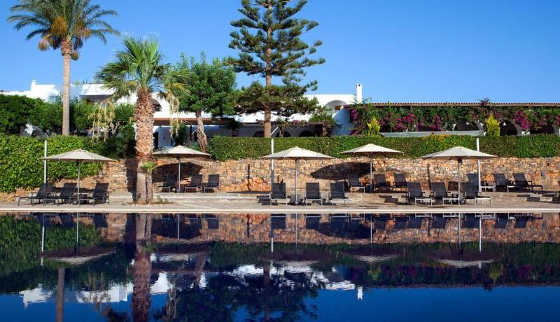 Minos Beach Art Hotel