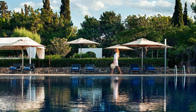 Minos Beach Art Hotel